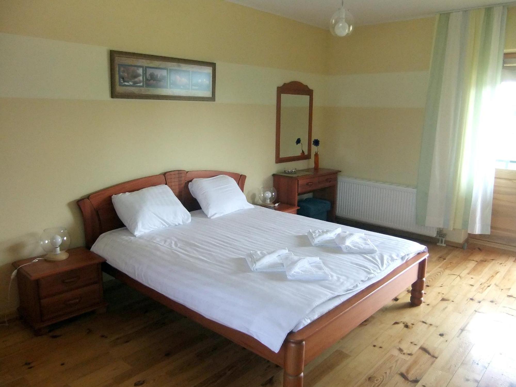 Liedags Guesthouse 주르칼네 외부 사진